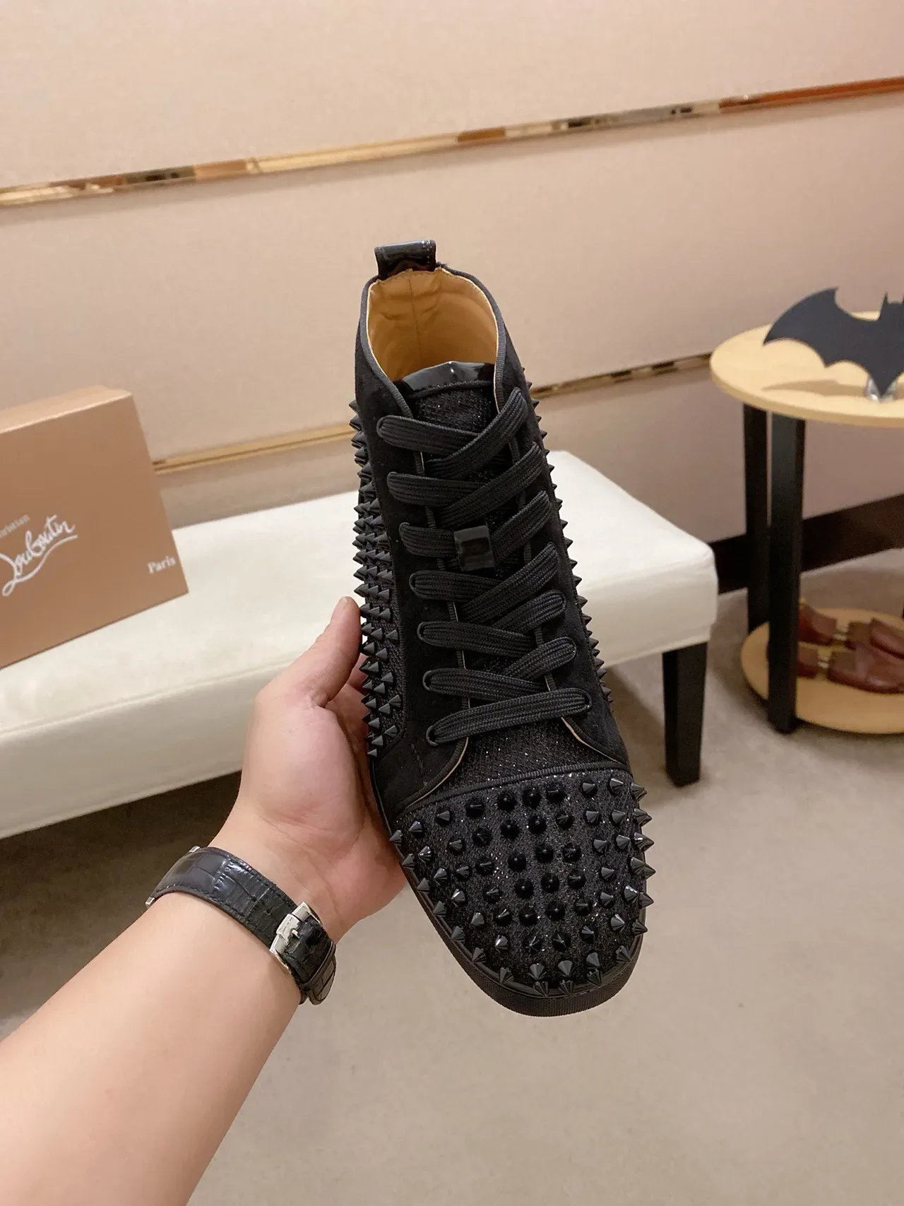 Christian Louboutin Louis Spikes 黑色铆钉高帮生活方式运动鞋 2