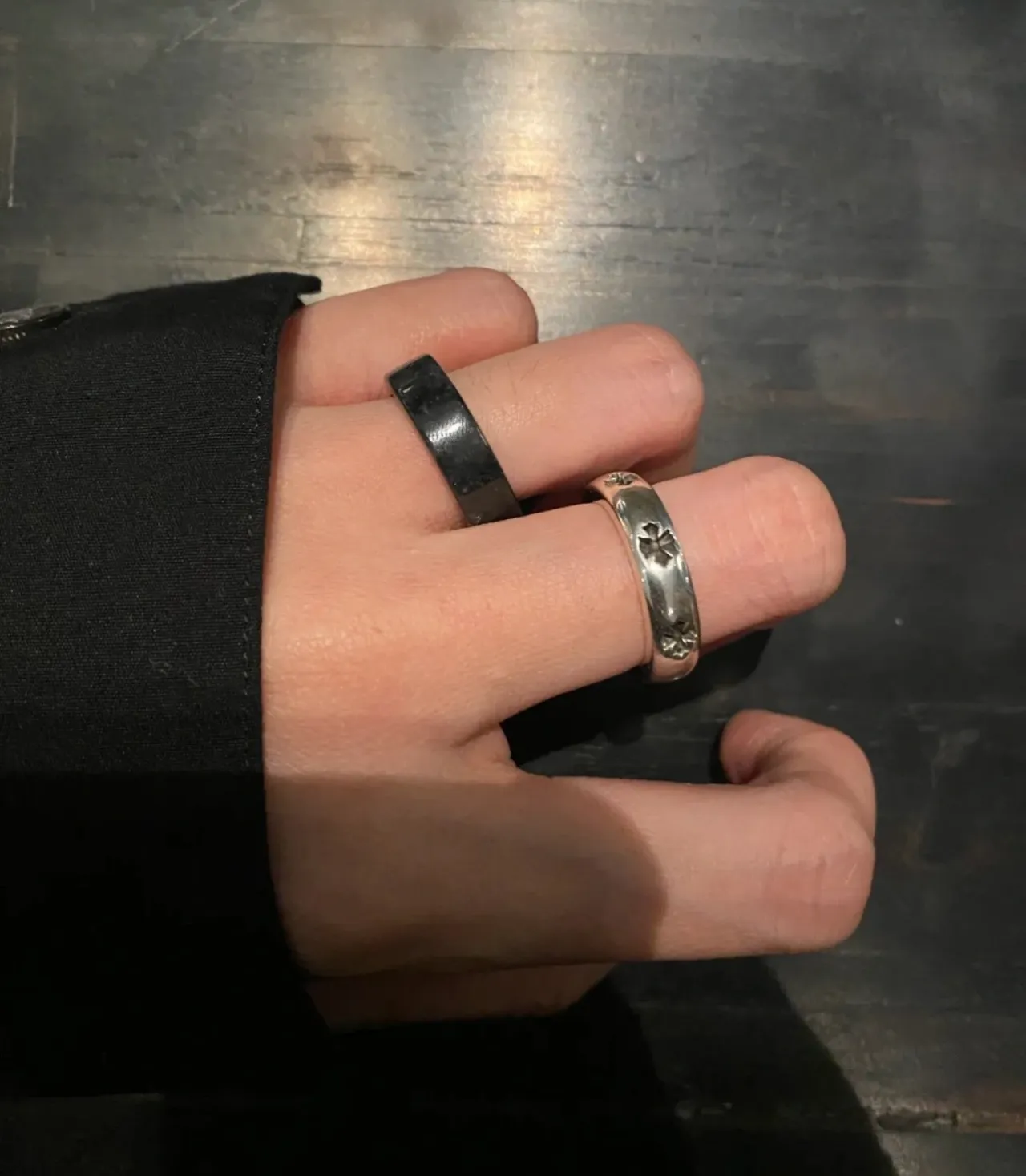 Chrome Hearts 十字带戒指 银色 黑色 抛光 花纹戒指 2