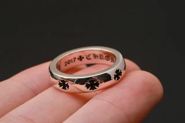 Chrome Hearts 十字带戒指 银色 黑色 抛光 花纹戒指 6