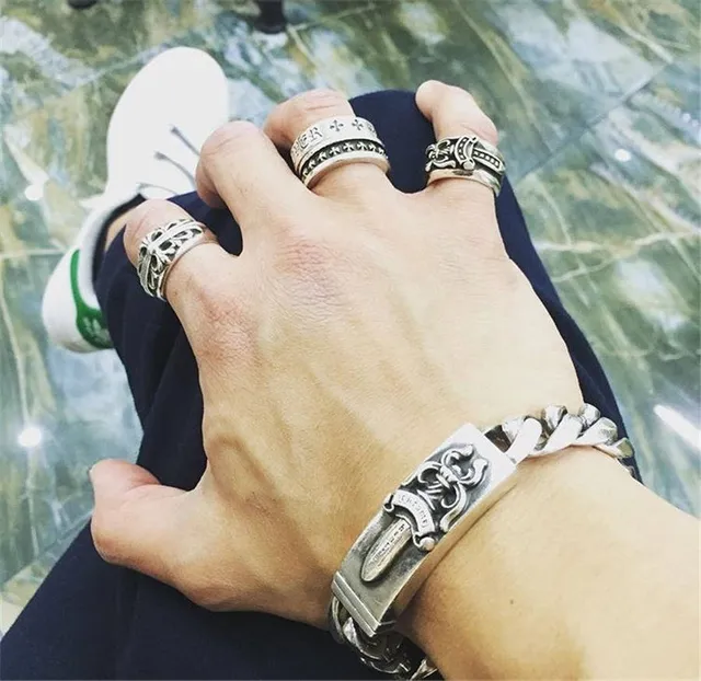 Chrome Hearts क्रॉस और तलवार भारी कर्ब चेन चांदी के कंगन 2