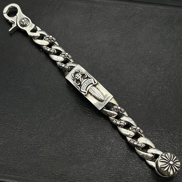 Chrome Hearts क्रॉस और तलवार भारी कर्ब चेन चांदी के कंगन 4