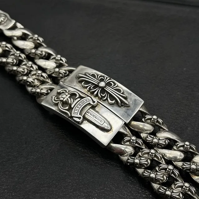 Chrome Hearts क्रॉस और तलवार भारी कर्ब चेन चांदी के कंगन 9