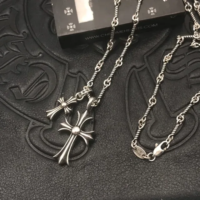 Chrome Hearts डबल क्रॉस पावे क्रिस्टल सिल्वर टोन नेकलेस 5