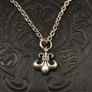 Chrome Hearts Fleur de Lis सिल्वर पेंडेंट नेकलेस