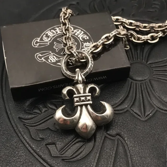 Colar Chrome Hearts Fleur de Lis prata 4