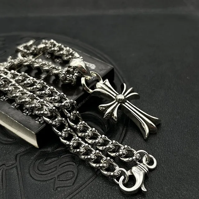 Chrome Hearts 哥特十字银色项链 7