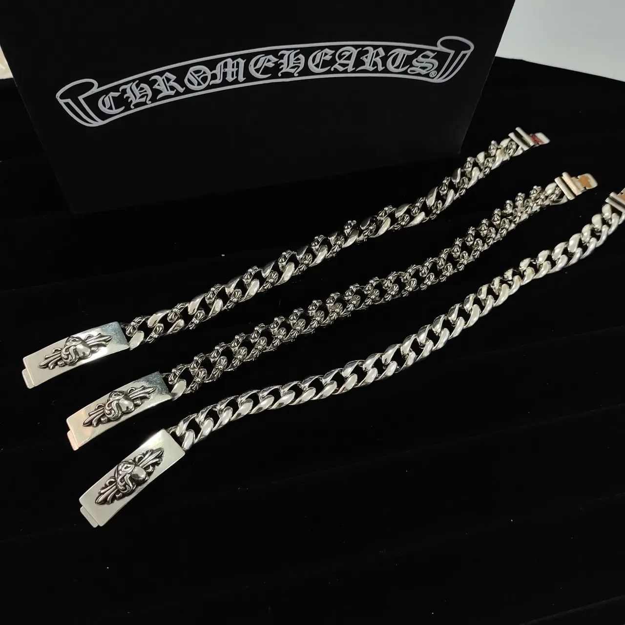 Chrome Hearts Silver Ornate Engraved Clasp Mixed Chain Links Bracelet 4
