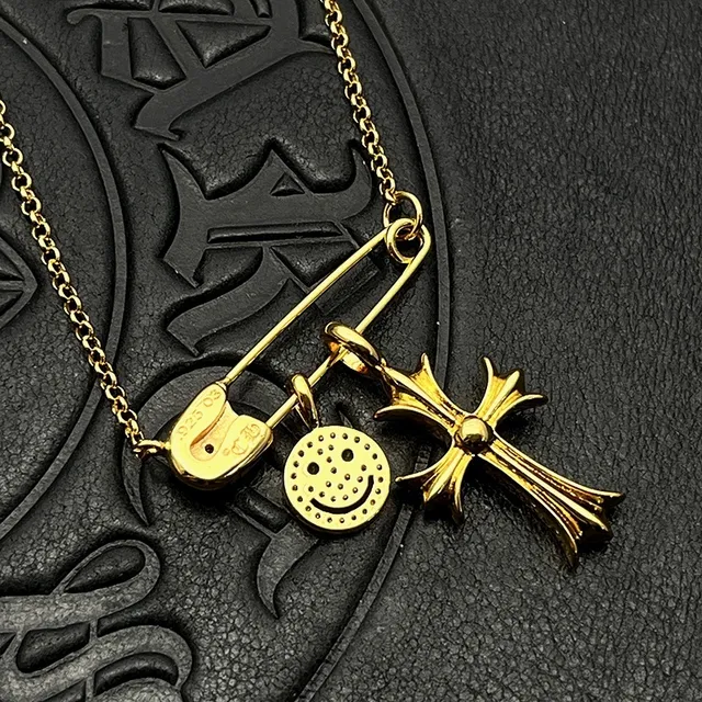 Chrome Hearts Smiley Cross و Pavé Cross Gold-Tone سلاسل حجر كريم 8
