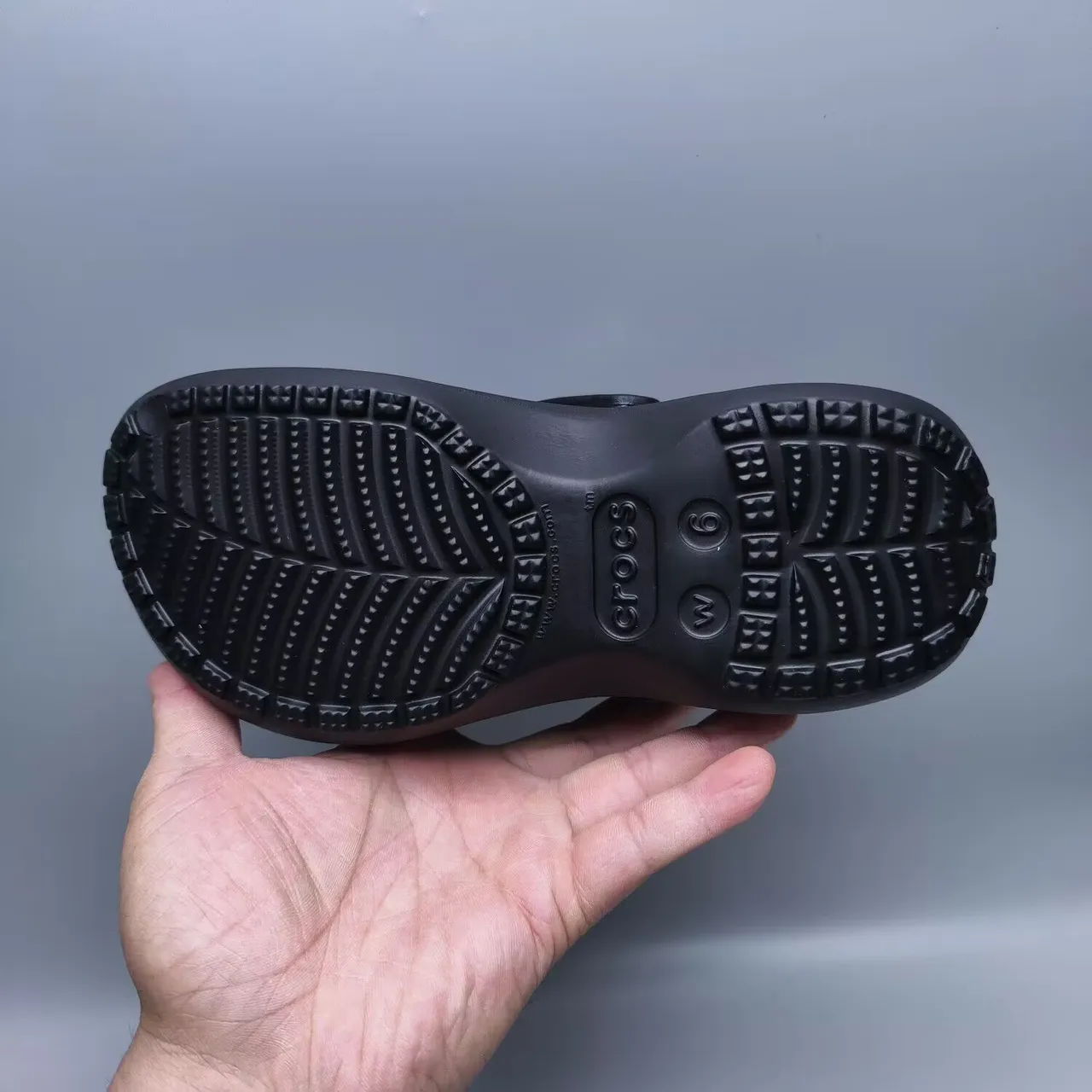 Crocs Classic Clog Negro Espuma moldeada Zueco 4