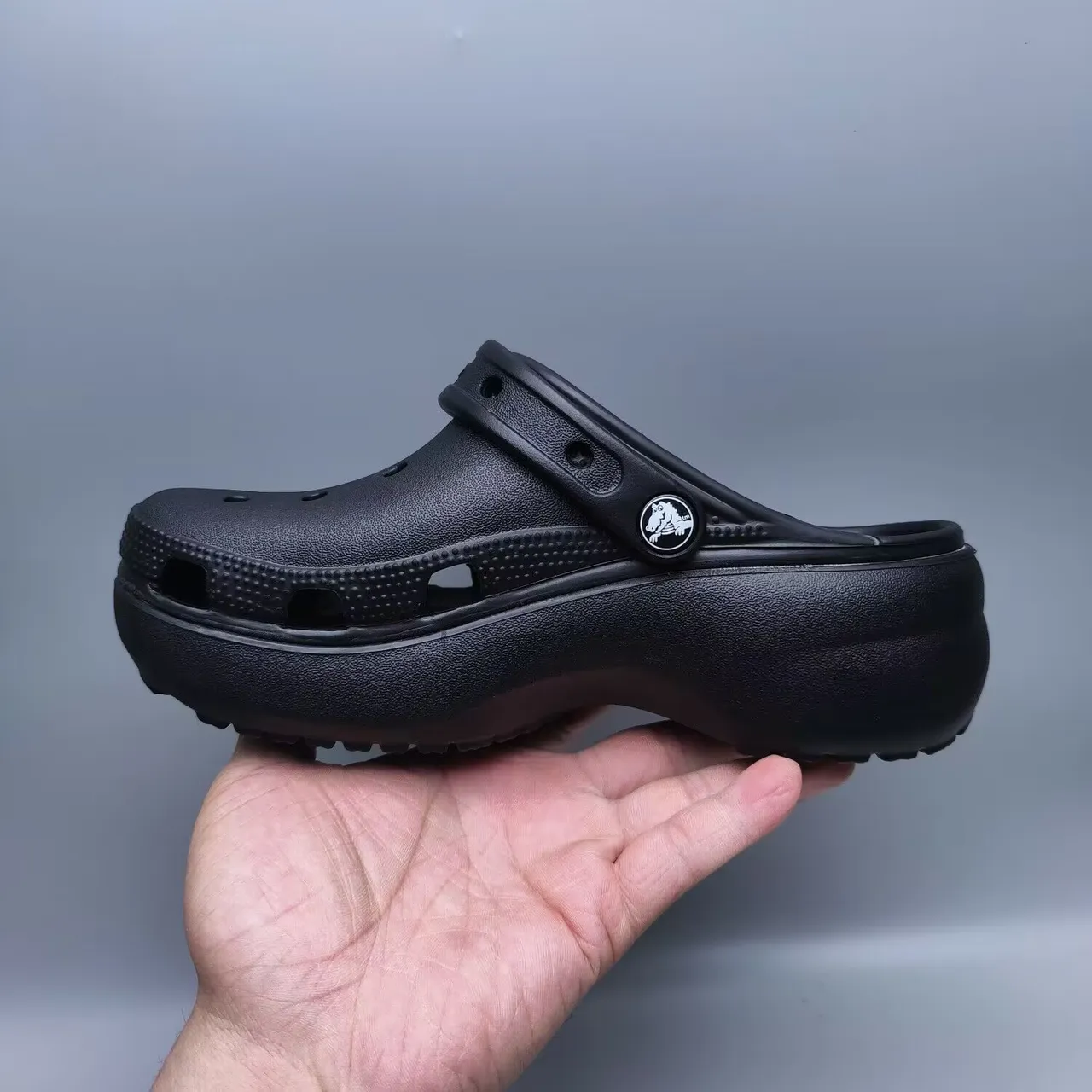 Crocs Classic Clog Negro Espuma moldeada Zueco 7