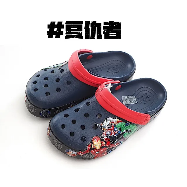 Crocs Zueco Clásico Rojo Blanco Construcción de Espuma Perforada Correa Ajustable Zueco 4