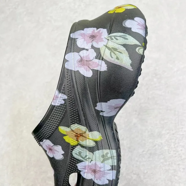 Crocs Echo Clog Impresión Floral Negro Zueco de Plataforma 4