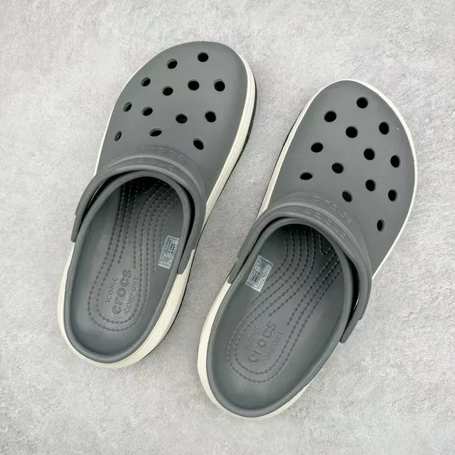 Crocs Echo Clog كلوج رمادي وكريمي منصة 3