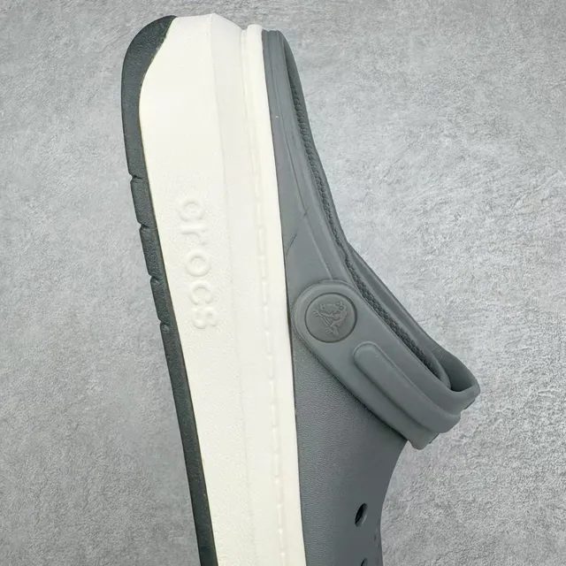 Crocs Echo Clog كلوج رمادي وكريمي منصة 6