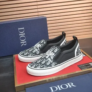 Dior B23 ओब्लिक मॉनोग्राम स्लिप-ऑन लाइफस्टाइल स्नीकर