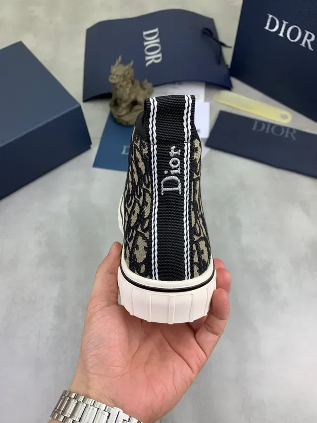 Dior কালো বেইজ হাই টপ ওব্লিক মনোগ্রাম ক্যানভাস লাইফস্টাইল স্নিকার 4