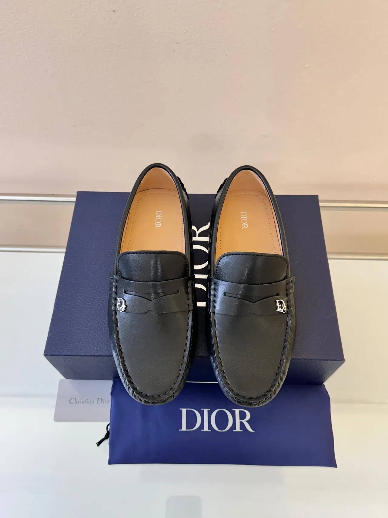 Dior কালো ভূরি চামড়ার পেনি লোফার 6