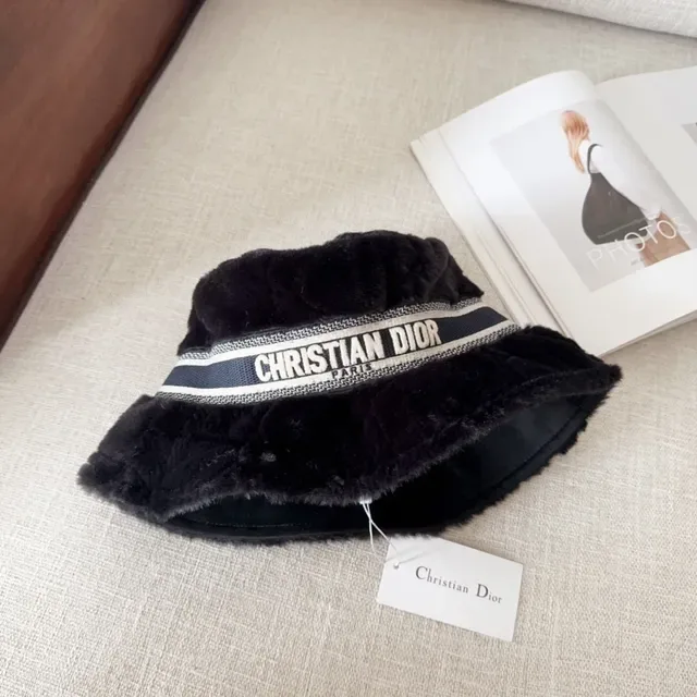Dior Black White Faux Fur Wide-Brimmed Bucket Hat 8