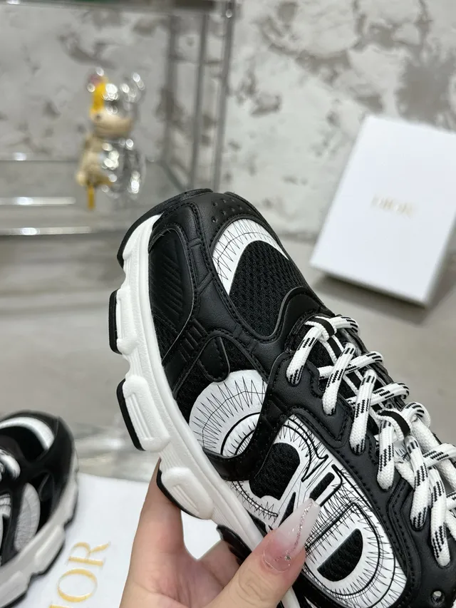 Dior Black White Graphic-Print Side Panel Sculpted Sole Chunky Sneakers 4