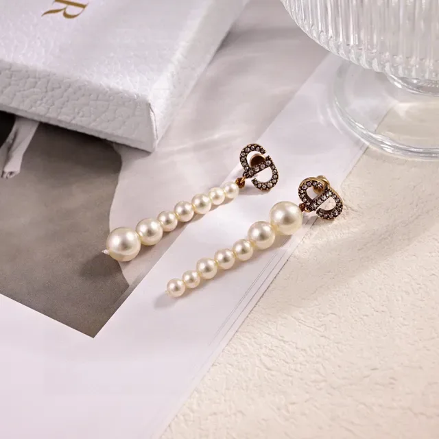 Dior CD Pulsera de Perlas Beige Cadena de Oro Metálica 7