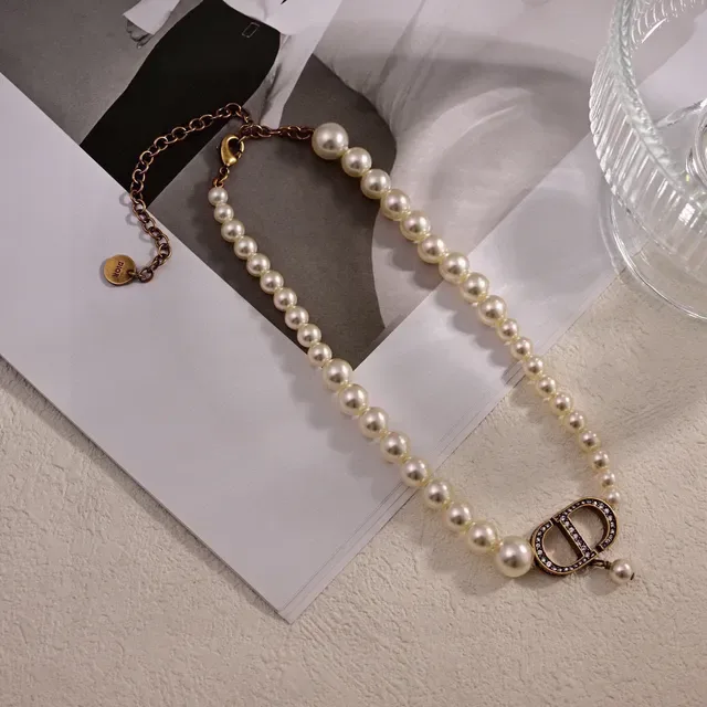 Dior CD Pulsera de Perlas Beige Cadena de Oro Metálica 8