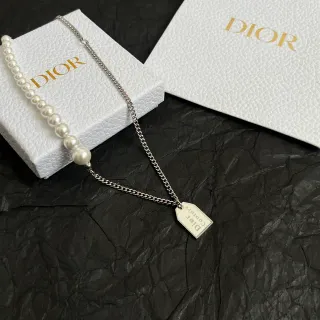 Dior Couture Étiquette Collier de perles à une seule rangée