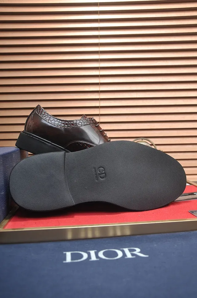Dior Crocodile-Embossed Cap-Toe Brown Oxford Shoes 3