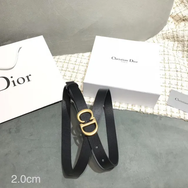 Dior Ceinture avec boucle en D en cuir noir avec sangle dorée 3