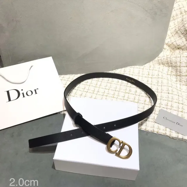 Dior Ceinture avec boucle en D en cuir noir avec sangle dorée 6