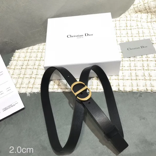 Dior Ceinture avec boucle en D en cuir noir avec sangle dorée 16