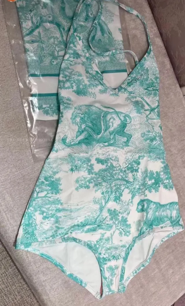 Dior Dioriviera Traje de baño Blanco y Azul Correa cruzada en la espalda Toile De Jouy Print 7