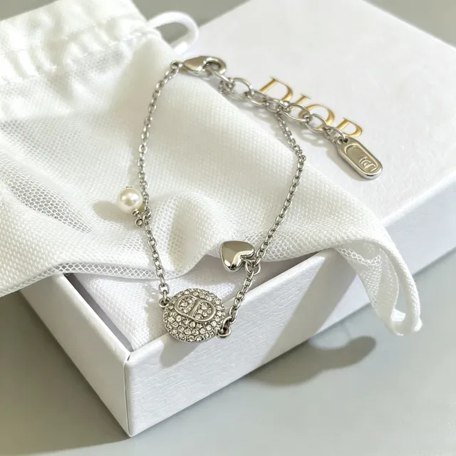 Dior Bracelet Chaîne à Maillons en Or et Argent Incrusté de Cristaux 5