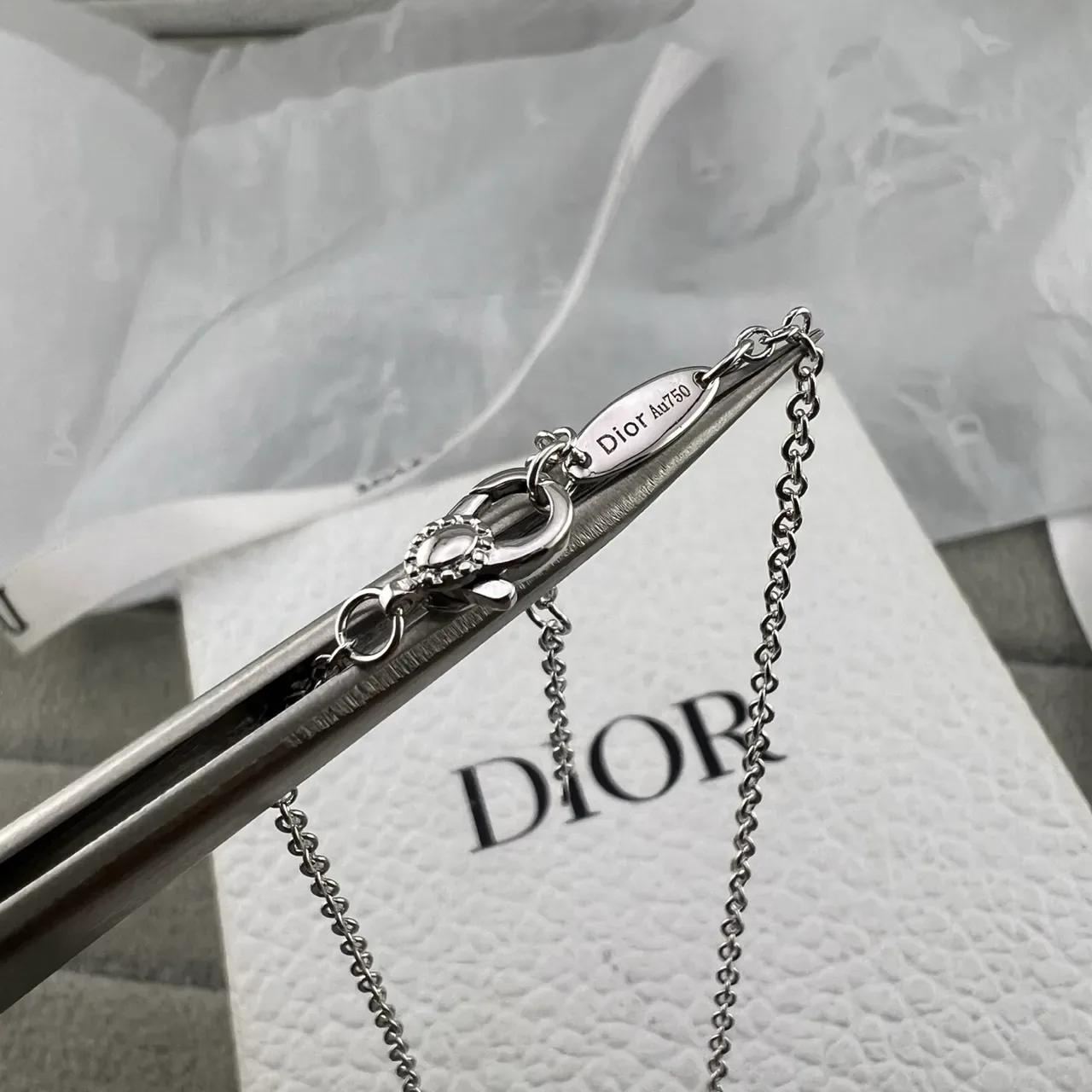 Dior Gold Silver Rose-Shaped Spiral Pendant Central Round Stone Necklace 3
