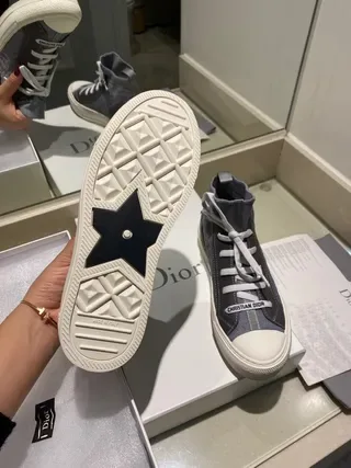 Dior 灰白高帮袜领印花纺织生活方式运动鞋 2