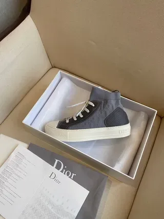 Dior 灰白高帮袜领印花纺织生活方式运动鞋 5
