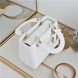 Dior Lady Dior বার্গন্ডি কুইল্টেড ক্যানেজ টপ-হ্যান্ডেল টোট ব্যাগ 13