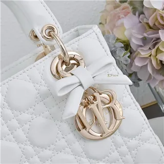 Dior Lady Dior বার্গন্ডি কুইল্টেড ক্যানেজ টপ-হ্যান্ডেল টোট ব্যাগ 18