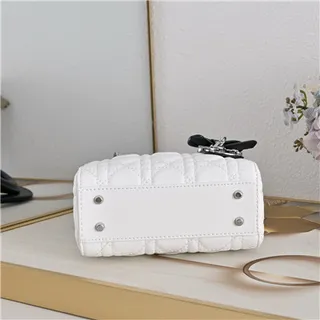 Dior Lady Sac à main à anse supérieure en cuir matelassé cannage blanc noir 4