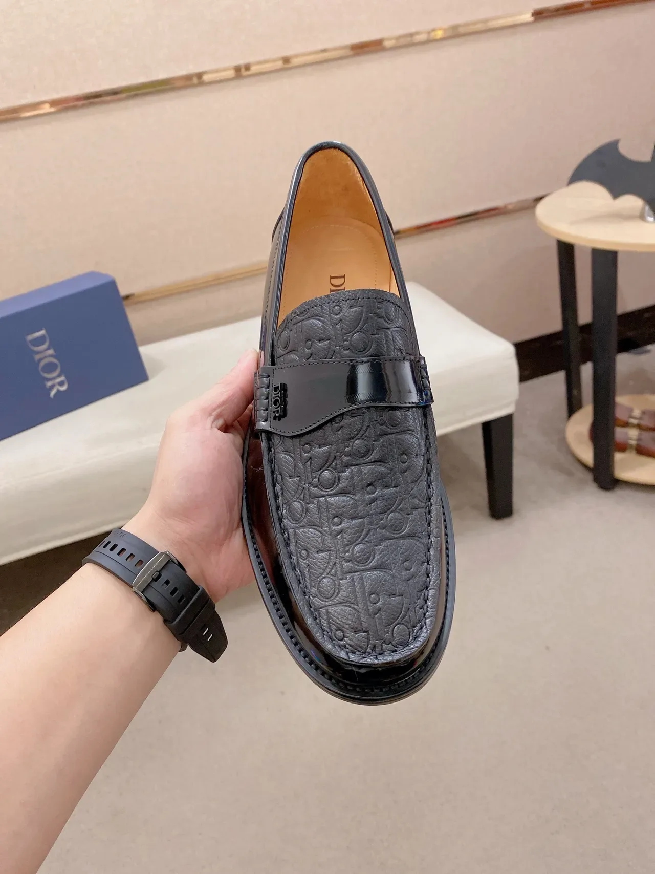 Dior 黑色棕色 亮面漆皮 压花斜纹 乐福鞋 5