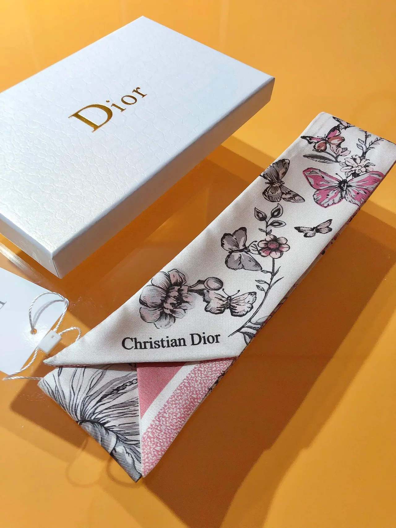 Dior Mitzah Lenço Branco Rosa Fino Cônico Silhueta Floral E Borboleta Impressão Seda 3