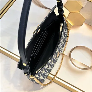 Dior Navy Beige Oblique Monogram Canvas Gold-Tone CD Logo Clasp Chain Bag 4