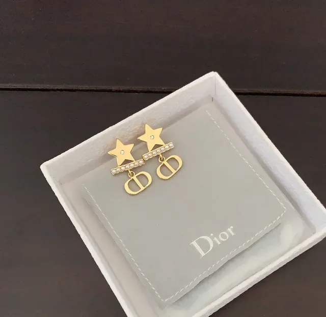 Dior Star Pearl and CD Logo Gold-Tone Earrings 3