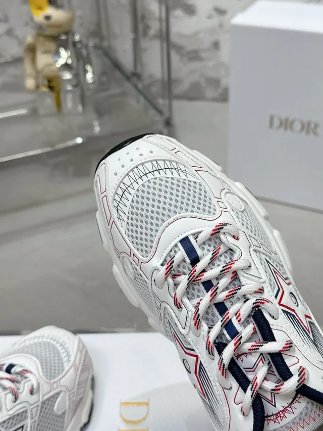Dior White Red Mesh-and-TPU Upper Star-Emblem Side Panel Chunky Sneakers 8
