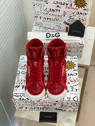 Dolce & Gabbana লাল সাদা হাই-টপ গ্লসি লেদার লাইফস্টাইল স্নিকার 8