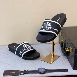 Dolce & Gabbana Slide Noir Blanc Semelle Caoutchouc Logo Band Chaussons