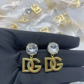 أقراط قطرة Dolce & Gabbana DG لوجو كريستال