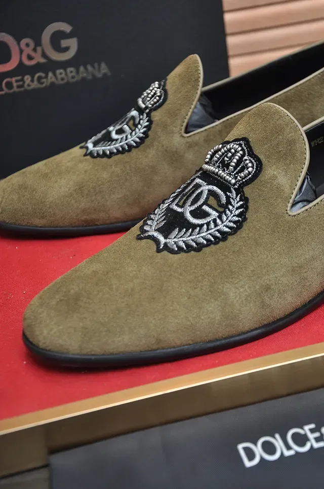Dolce & Gabbana Portofino 军绿色 黑色 麂皮鞋面 刺绣 crest 乐福鞋 2