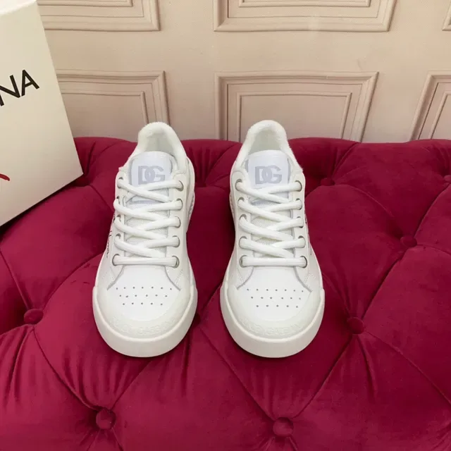Dolce & Gabbana White Black Low-Top Leather-Like Upper Lifestyle Sneakers 3
