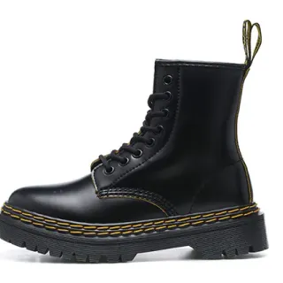 Dr. Martens 1460 काला चिकना त्वचा पीली वेल्ट मार्टिन जूते