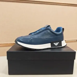 Emporio Armani Chaussure Slip-On en Cuir Bleu Sans Lacets Lifestyle